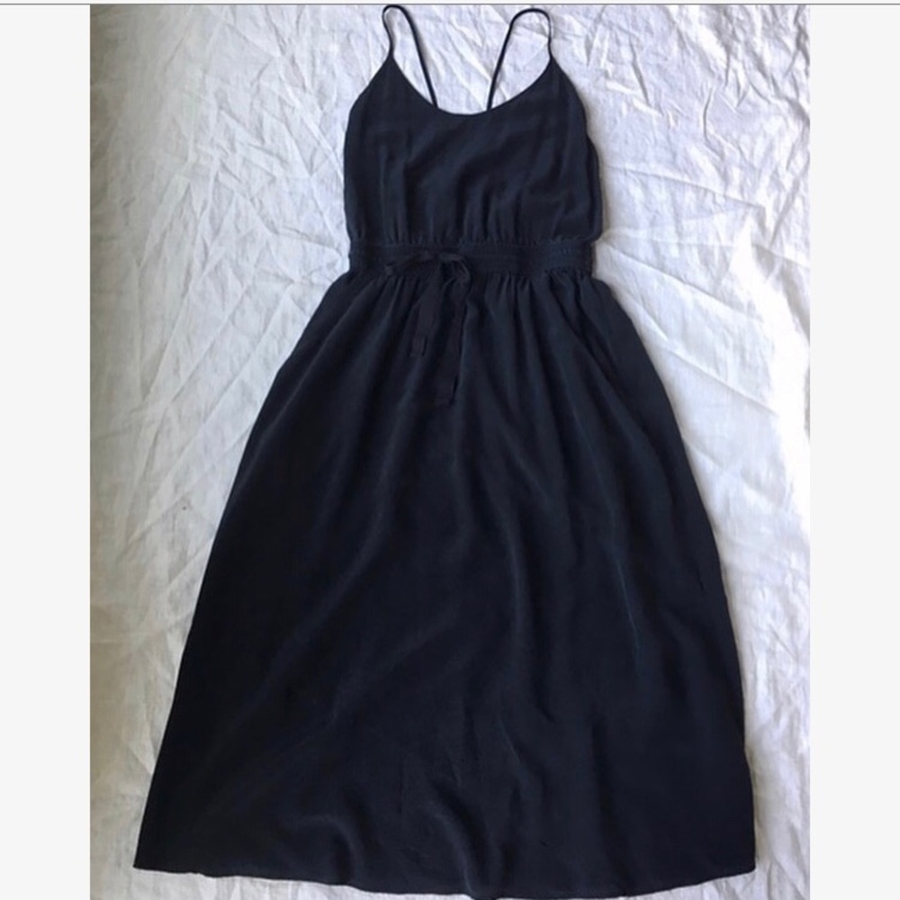 Black silk Wilfred Aritzia dress midi racerback